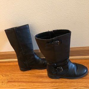 Girls riding boots